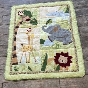 Lambs & Ivy Zoofari quilt or wall hanging